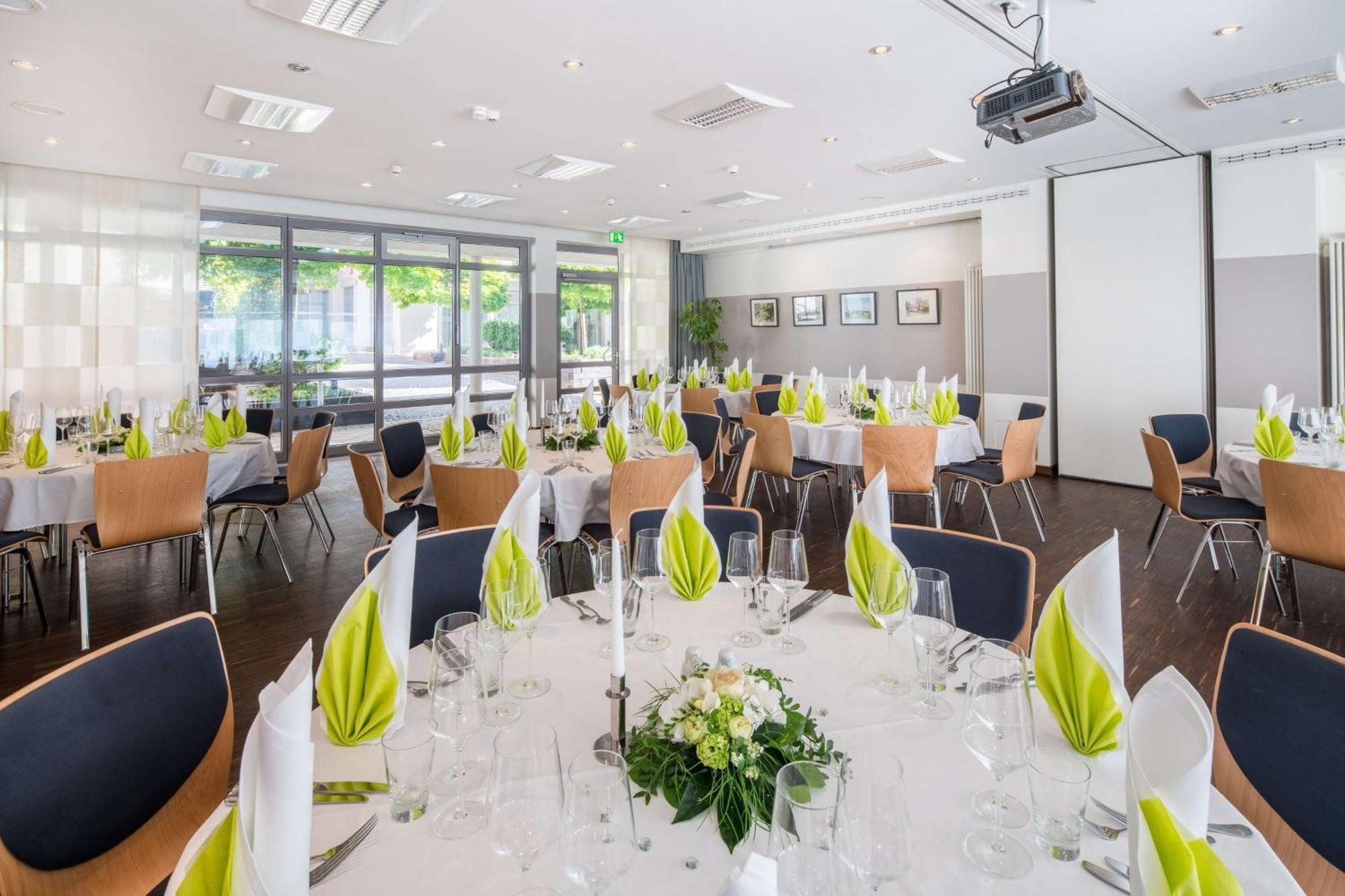 Western Am Strassberger Tor Hotel 4*