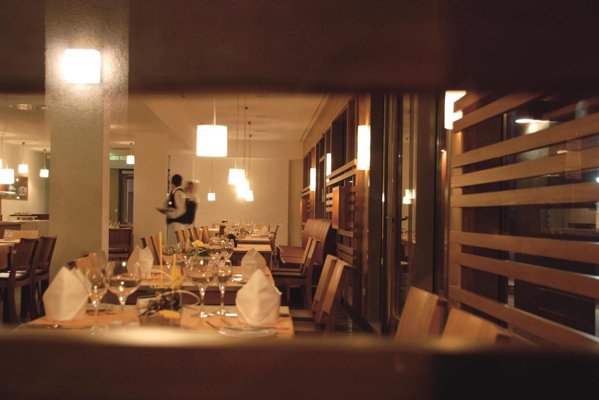Western Am Strassberger Tor Hotel 4*